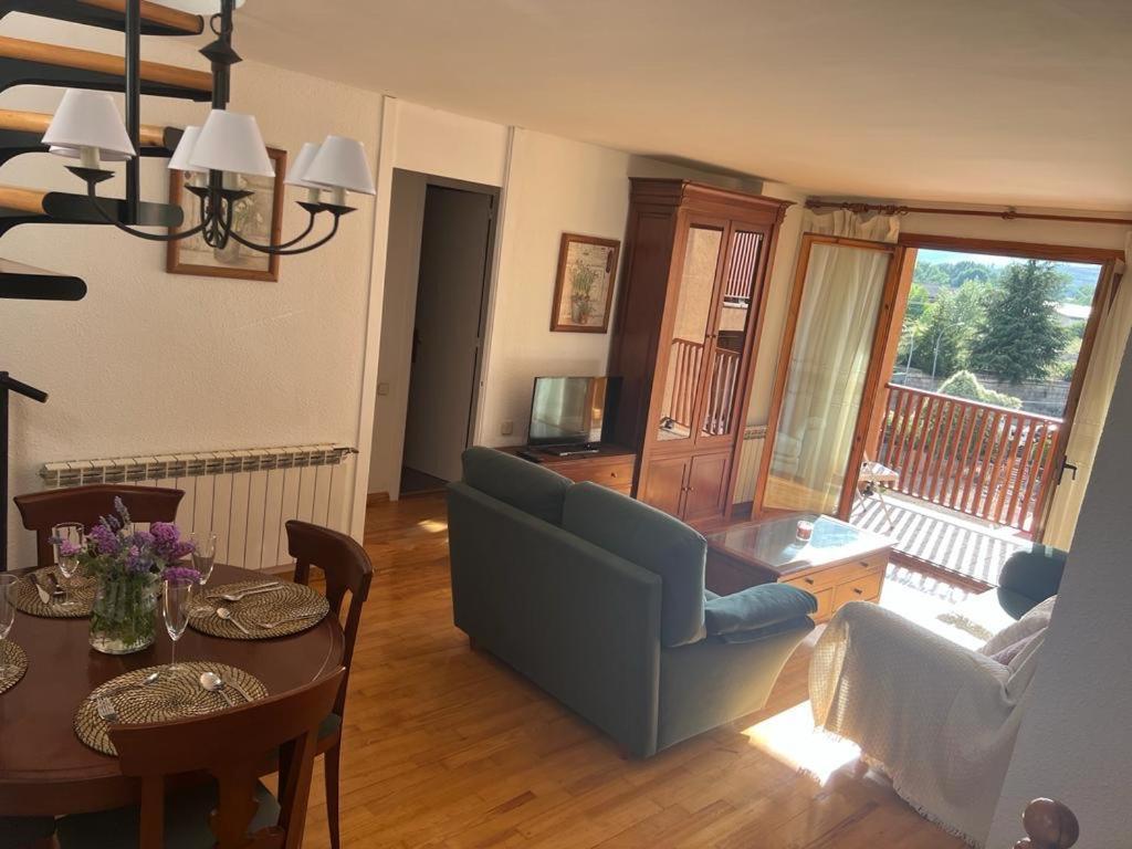 Апартаменты Precioso Duplex En Puigcerda Con Plaza De Parking Экстерьер фото